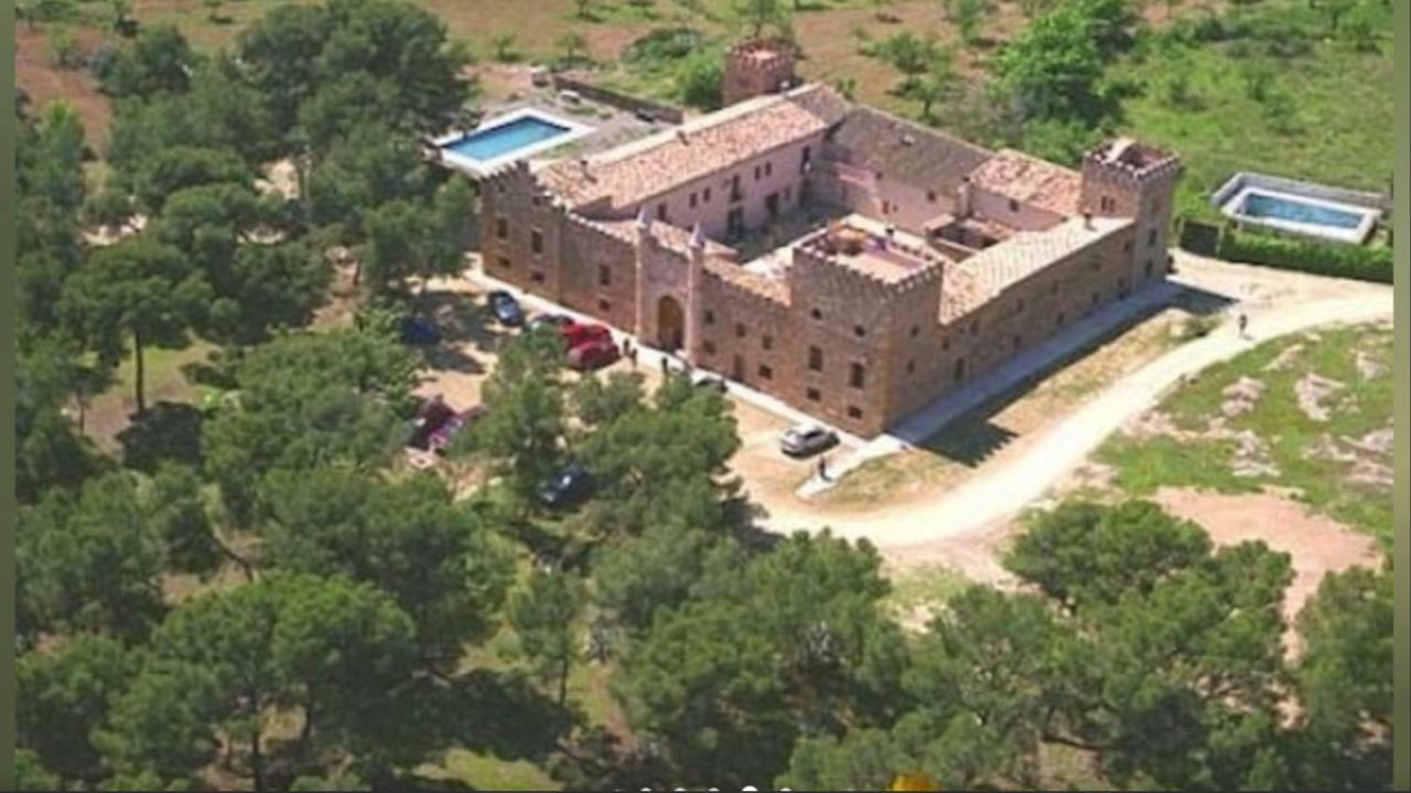 Castillo Con Piscina En Plena Sierra Calderona Apartment Segorbe